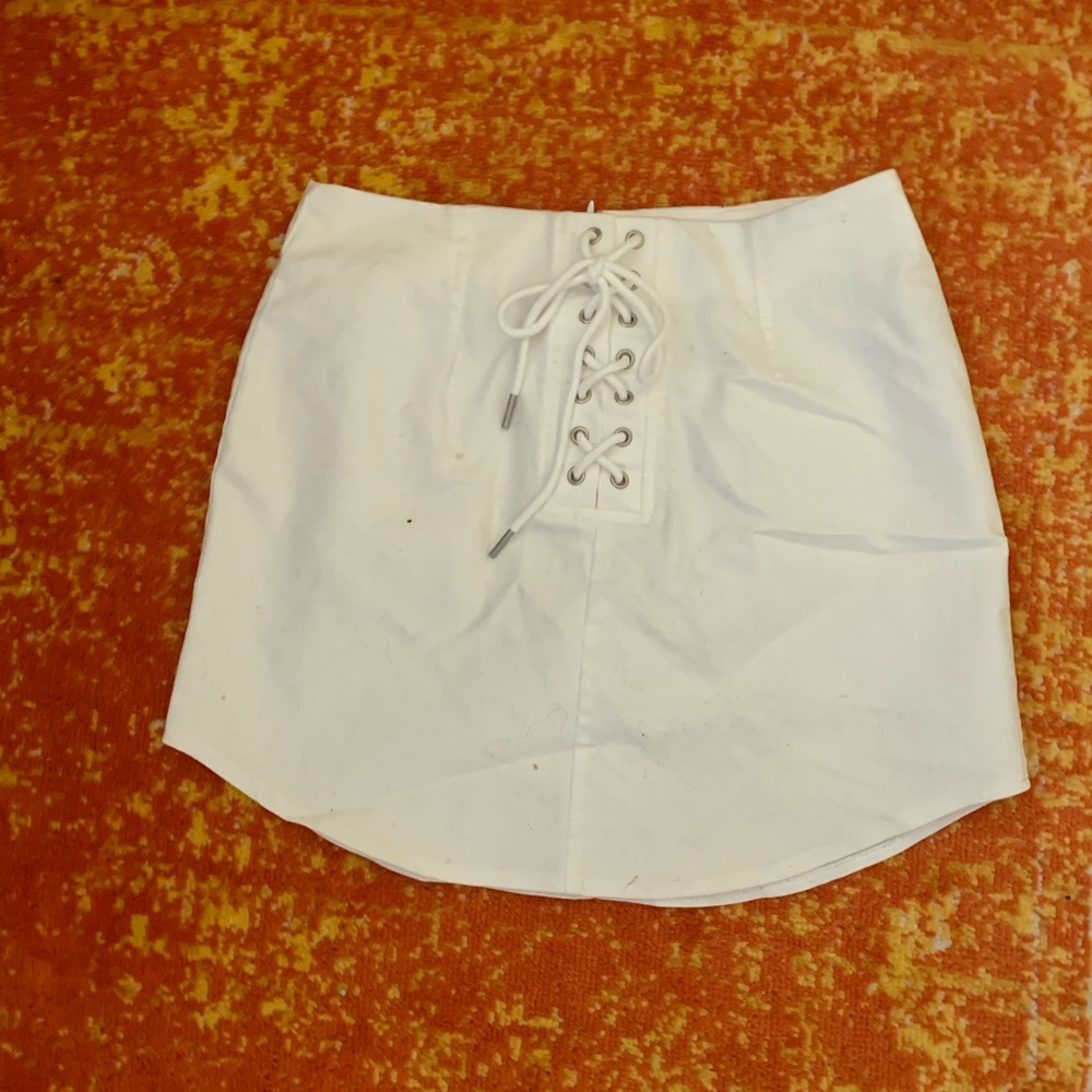Forever 21 White Skirt
